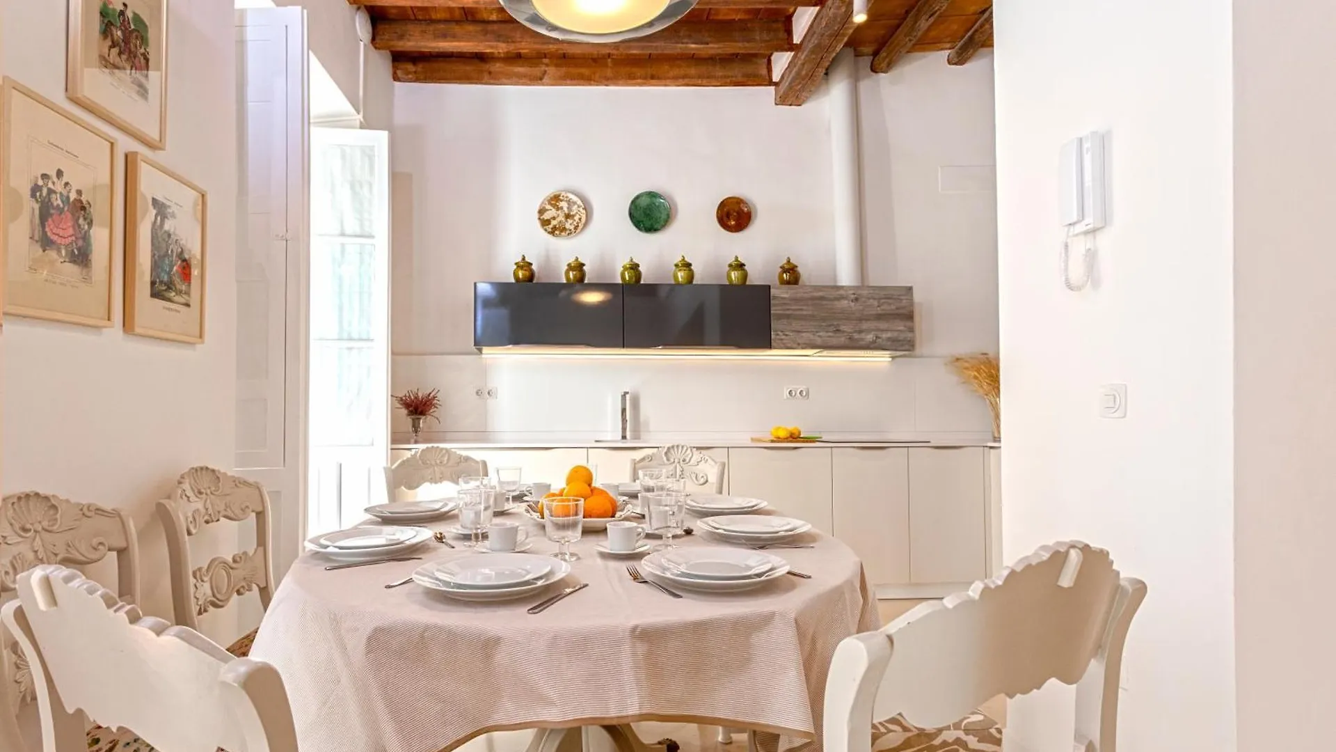 Genteel Home Mateos Gago Terrace VI Sevilla
