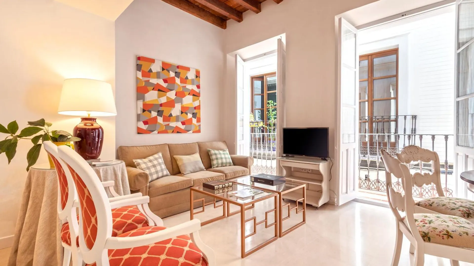 Genteel Home Mateos Gago Terrace VI Seville